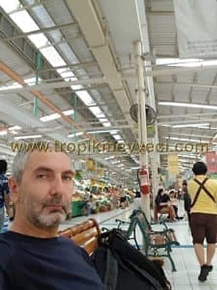 Or Tor Kor Market